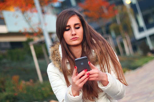 Why Does A Period In A Text Message Make You Sound Insincere Or Angry?